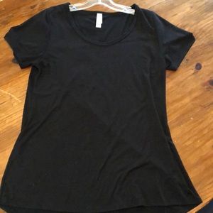 LuLaRoe. Classic T. EUC. S.